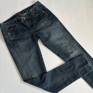 Calvin Klein Xtreme skinny jeans. Women’s size 27 - 4